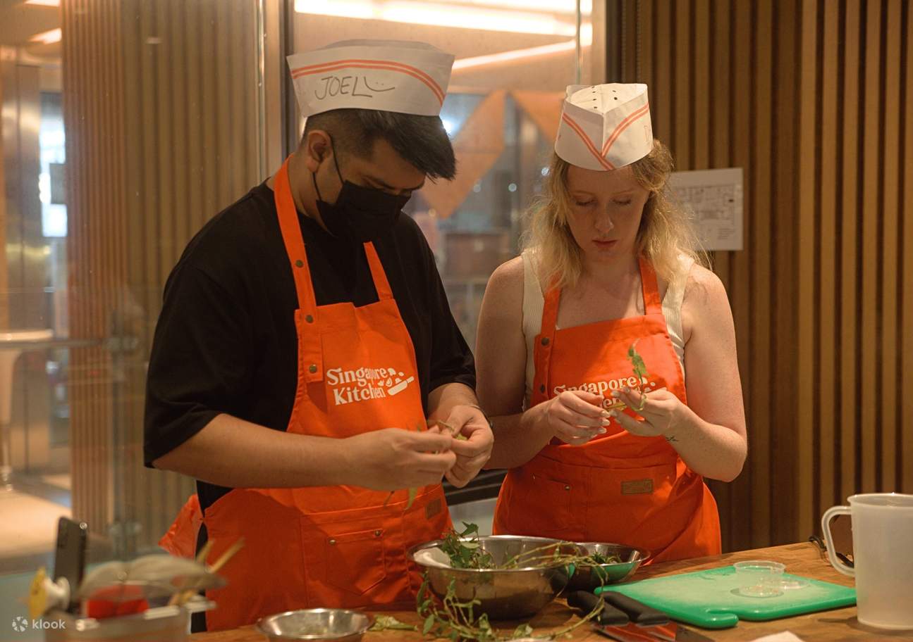 Singaporean Cuisine Cooking Class by Singapore Kitchen