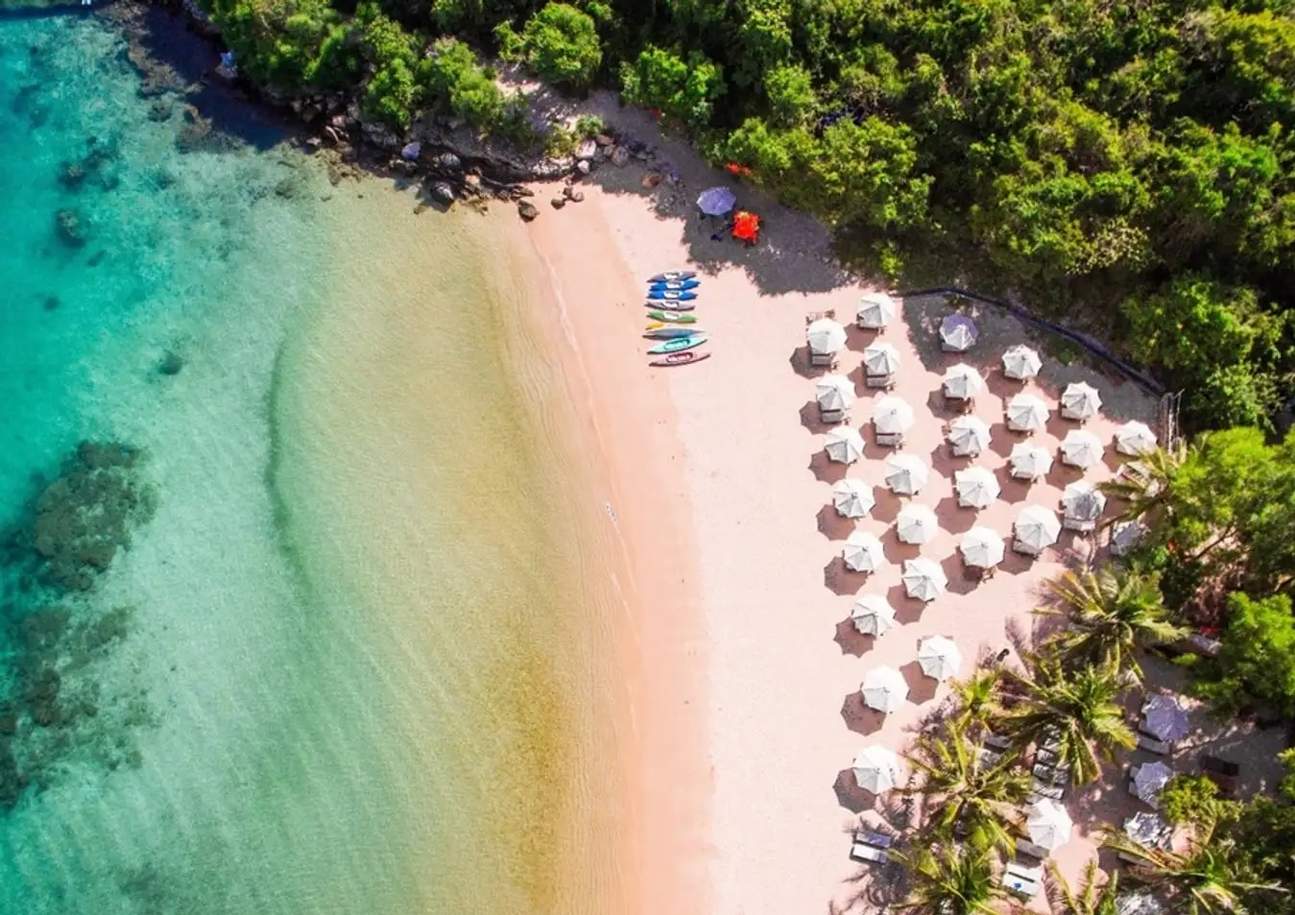 Beautiful beach in Dam Bay Island