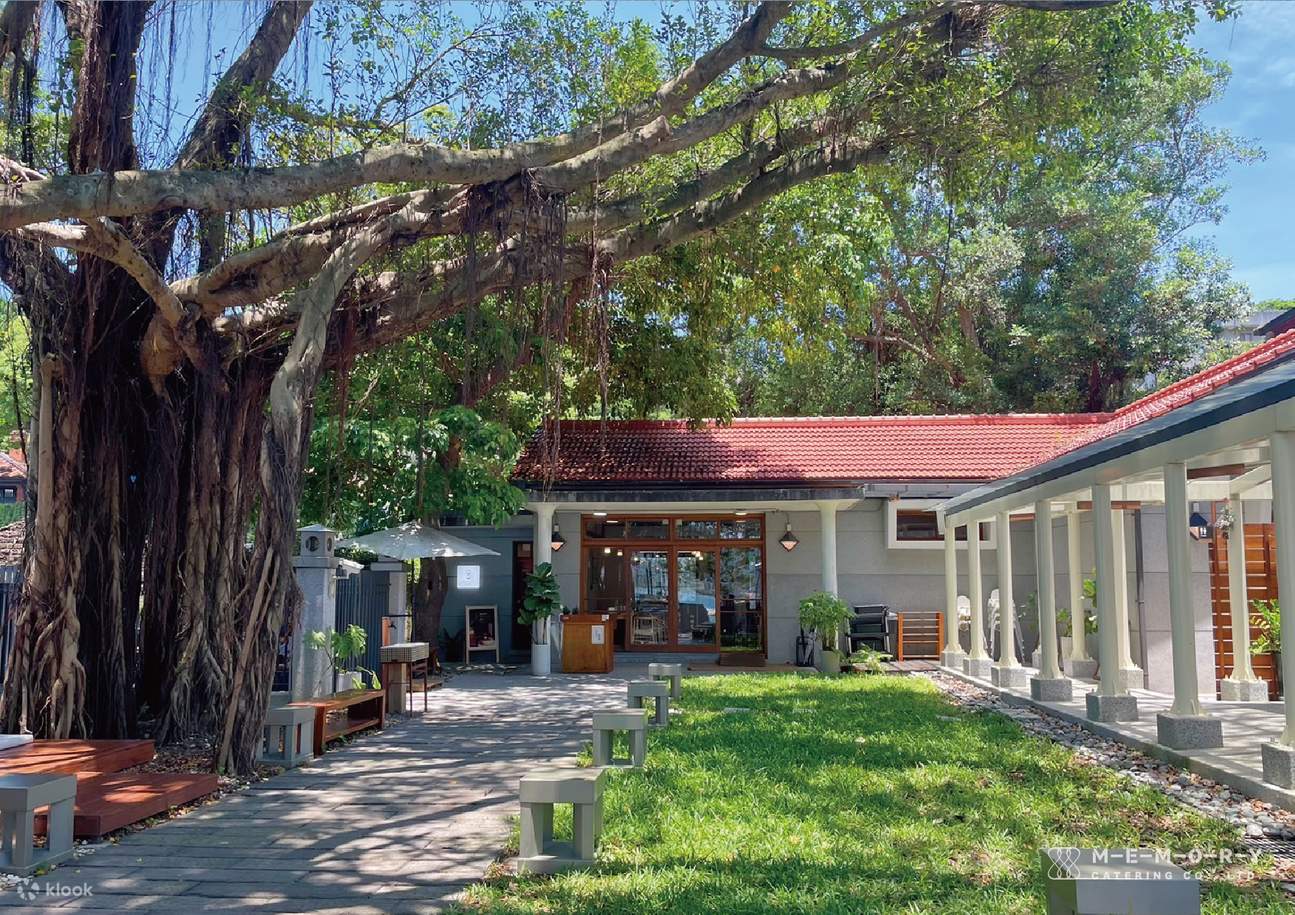 Time Tree Shadow-Memory Riverside View Restaurant