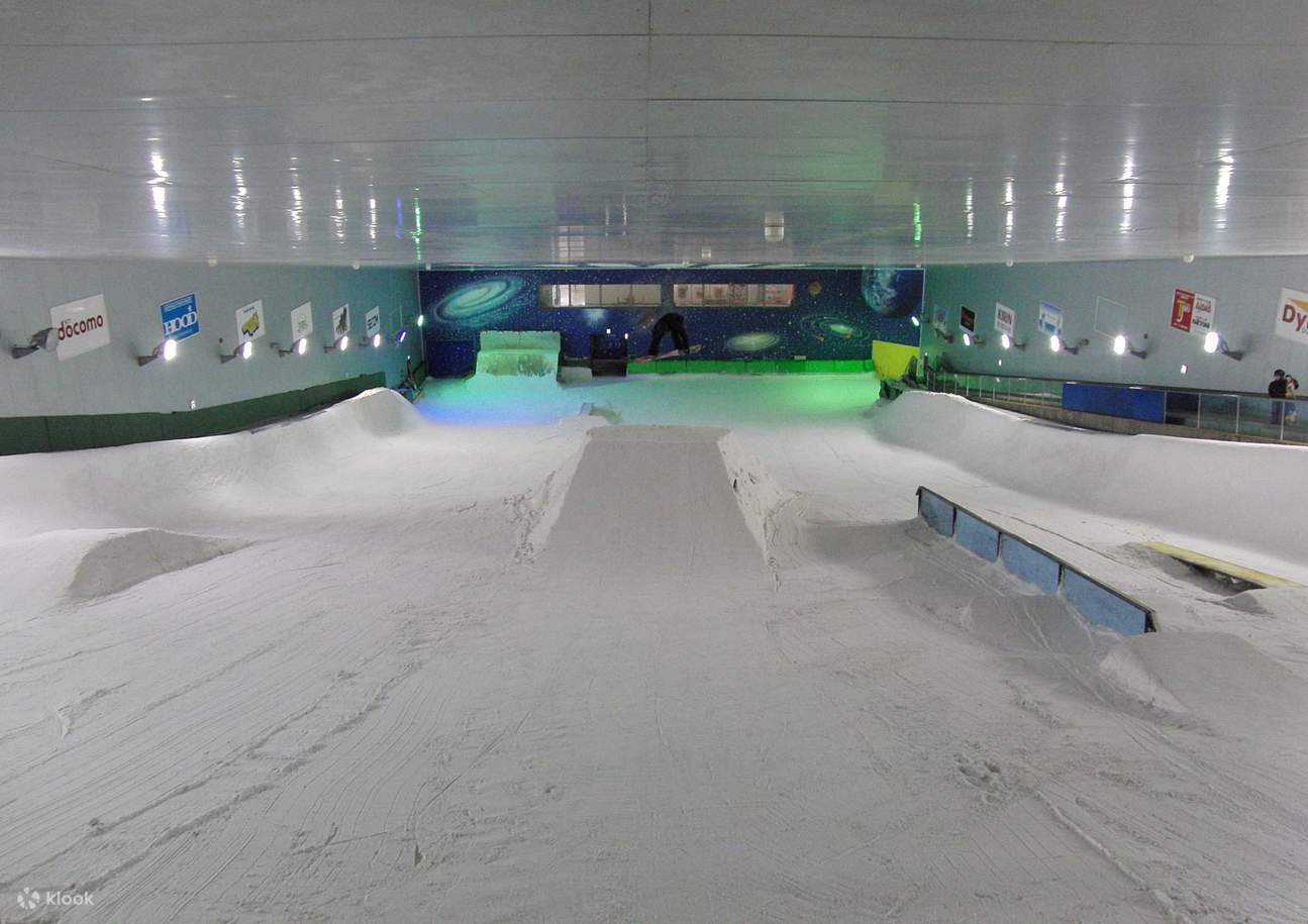 Indoor Snowboarding Experience with Equipment Rental at Snova Hashima