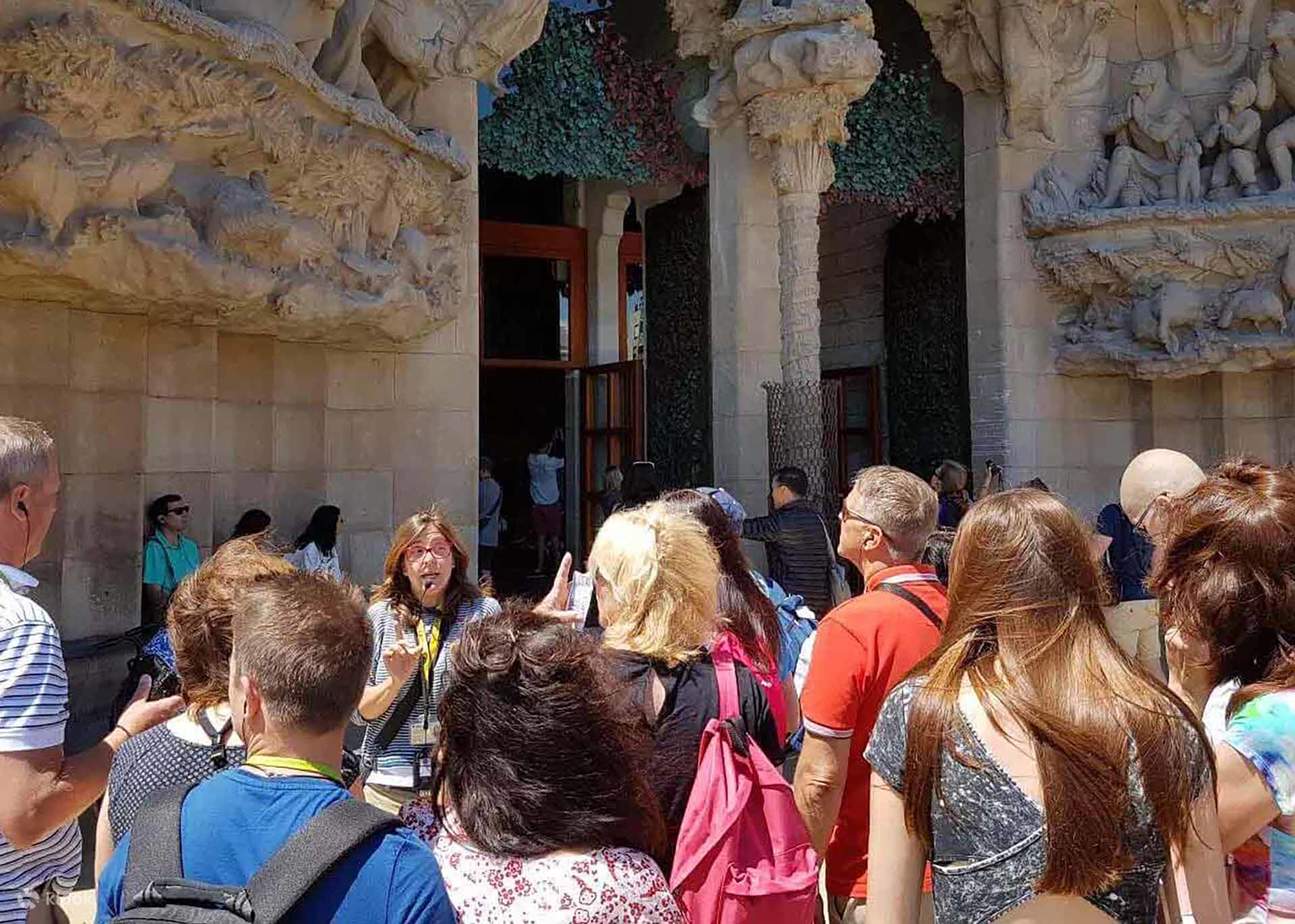 A must see in barcelona the history and art of sagrada familia klook