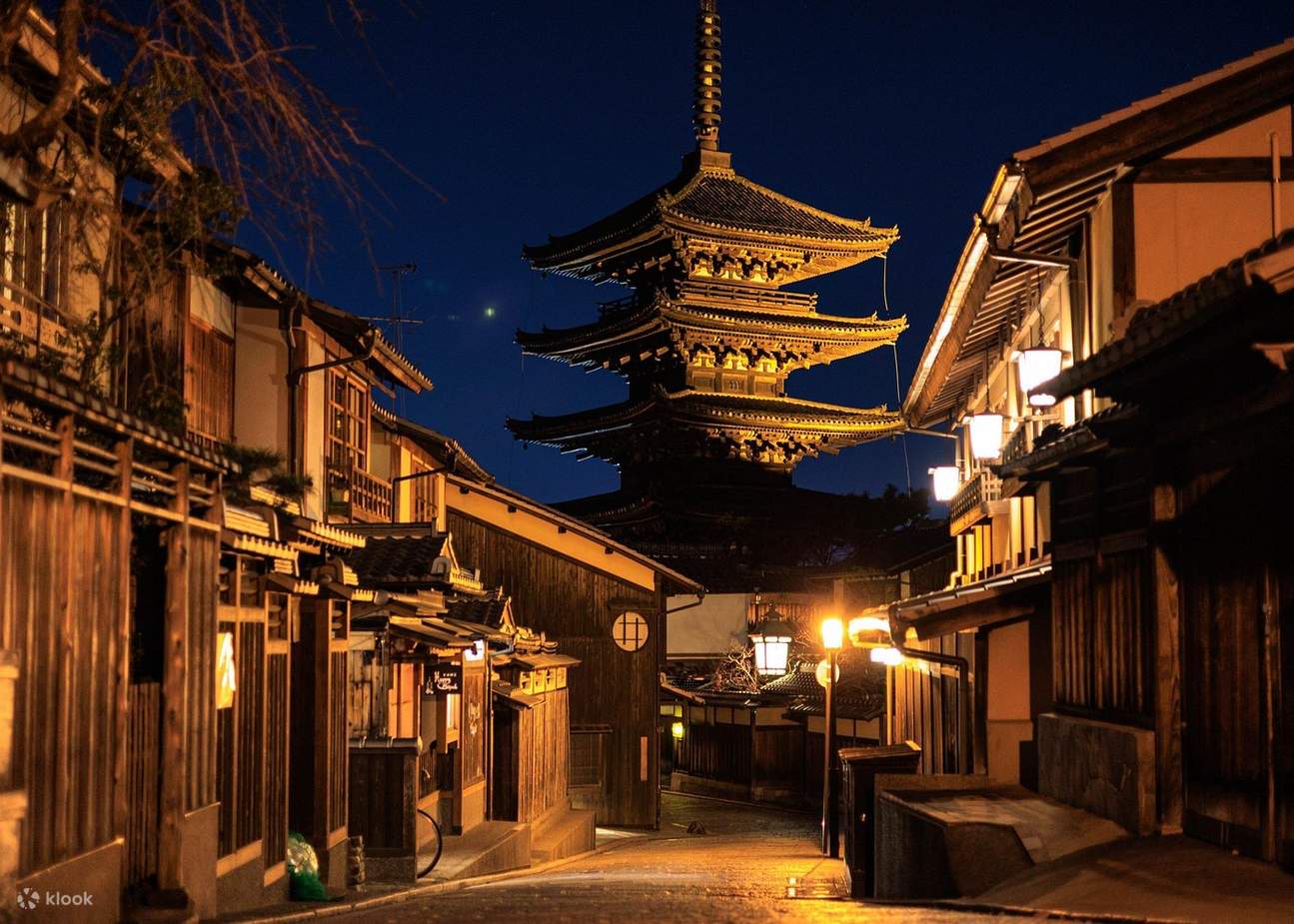 京都祗园夜游:探索艺伎区与隐藏的瑰宝 - Klook