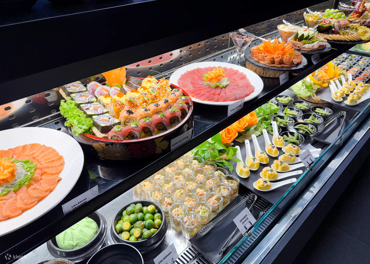 VPop Live di Ayala Malls Manila Bay