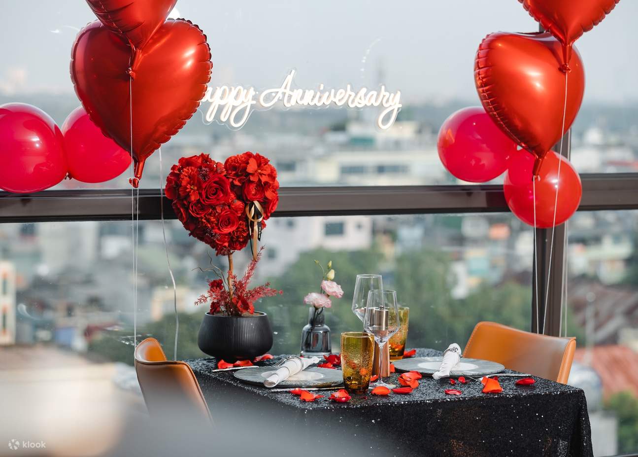 Red Bean Hang Thun: Pengalaman Makan Malam Mewah Di Hanoi