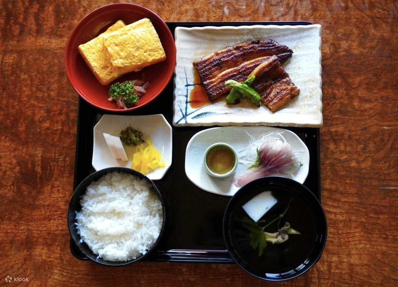 교토 신쿄고쿠, 제철 요리 & 장어 교고쿠카네요