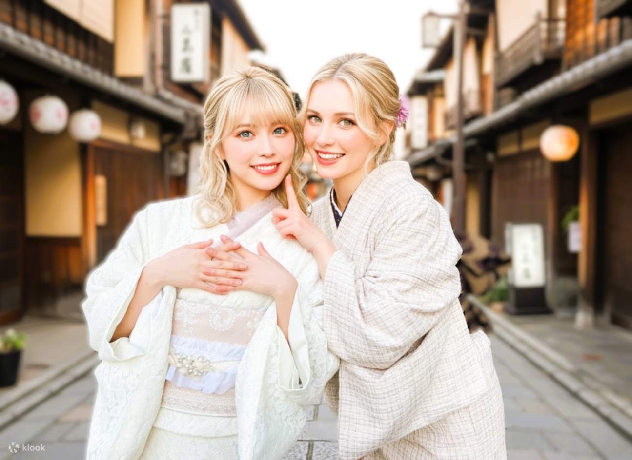 VASARA has a various type of Kimonos in stores, so you can choice and upgrades on the day that you'll want more high grades. It makes your Kyoto trip go special one.