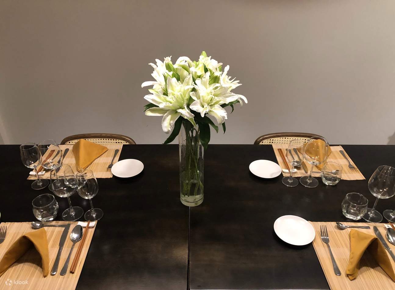 Bersantap di Rumah di Dapur Tai Ngon Ho Chi Minh