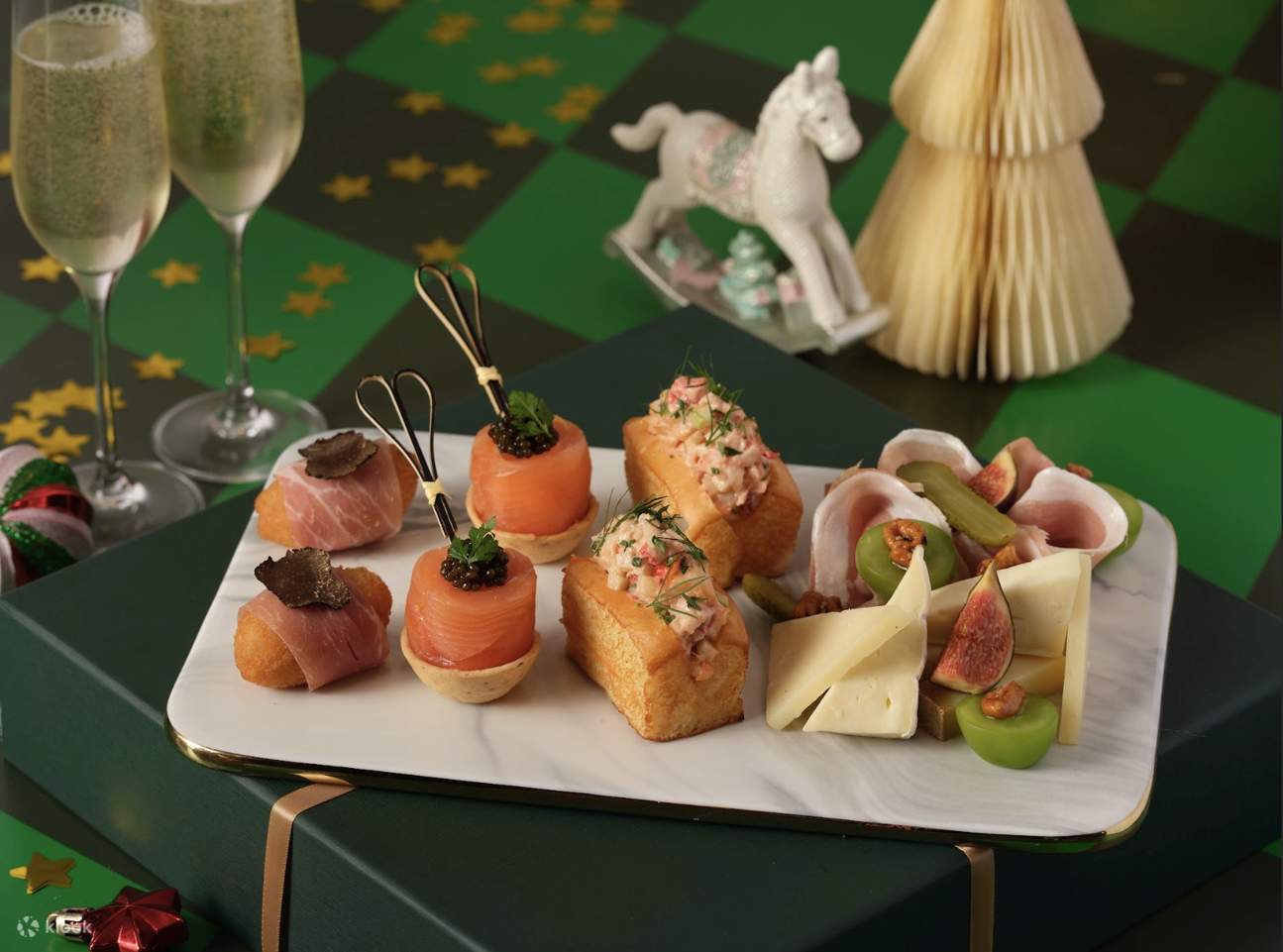 Set Snek Perayaan Premium | Red Sugar