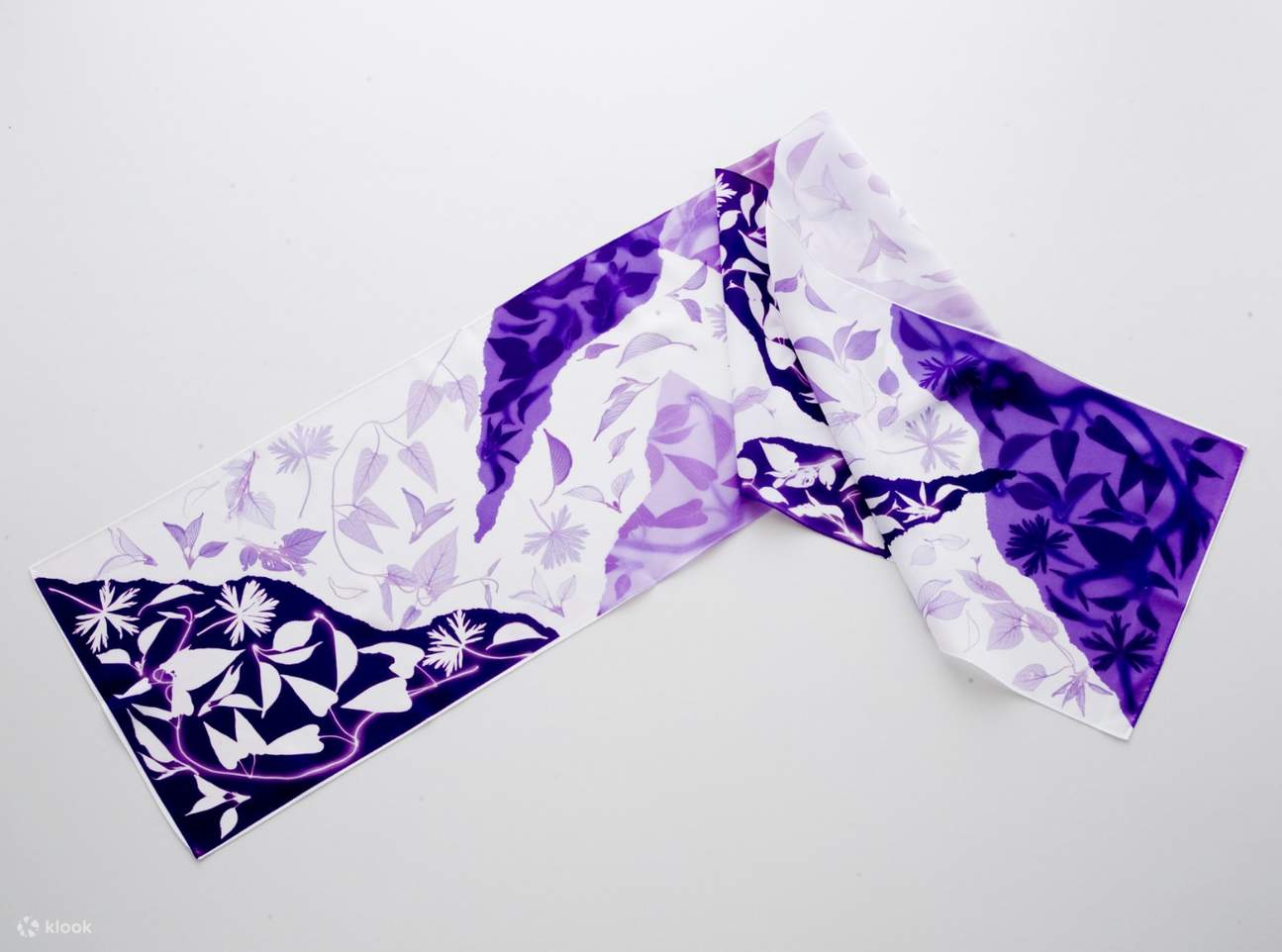 bufanda morada en japon