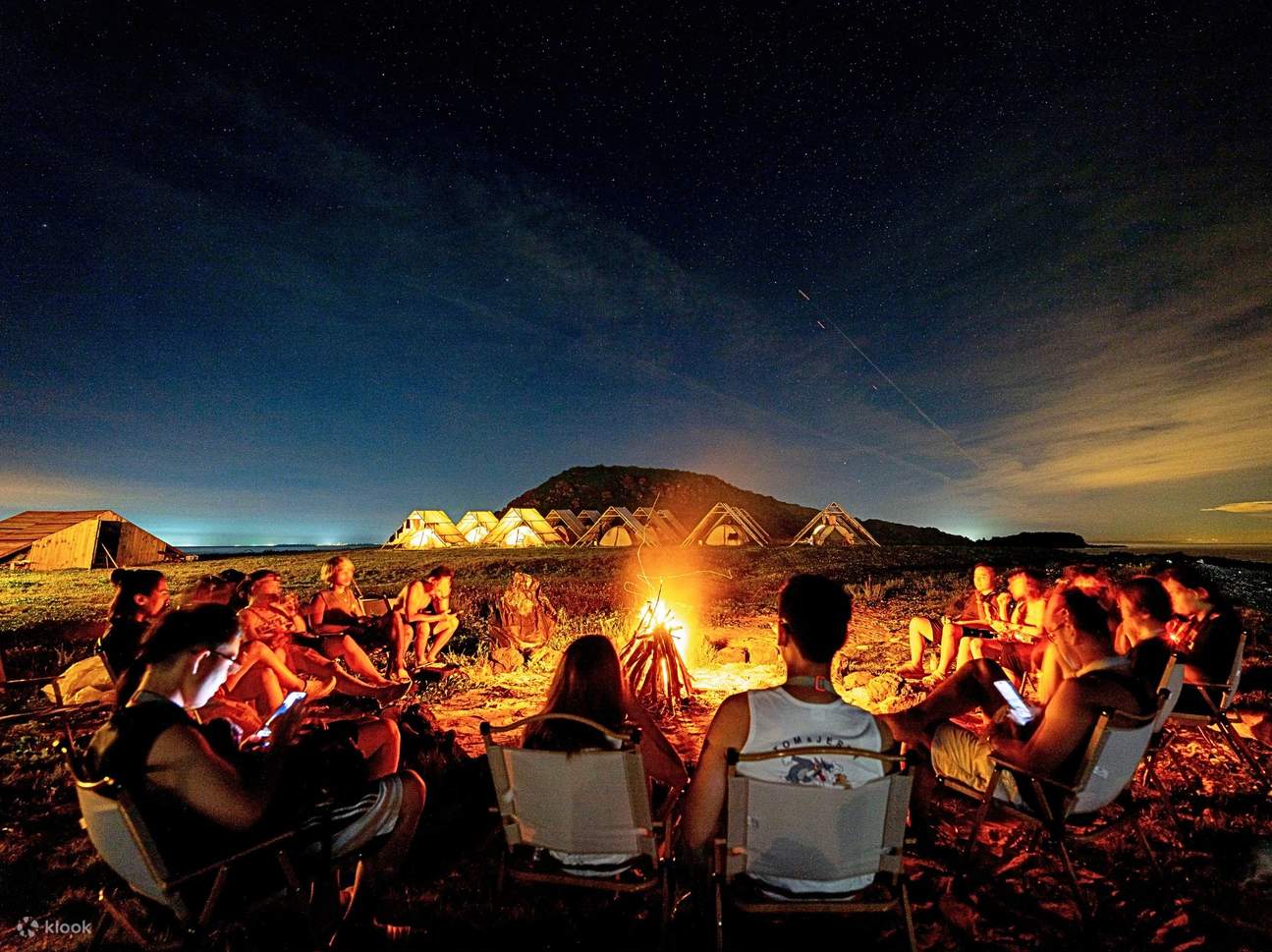 澎湖 忘憂島ナイトステイ：無人島1泊2食＆昼夜シュノーケリング＆神秘的な夜光砂とサンゴ礁生態＆テント不要の島嶼キャンプ＆砂浜の篝火星空ナイト