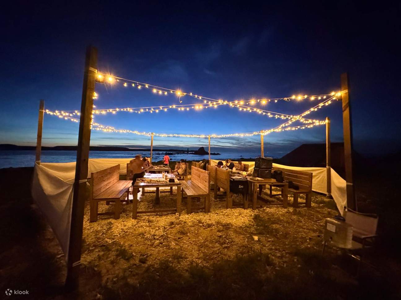 澎湖 忘憂島ナイトステイ：無人島1泊2食＆昼夜シュノーケリング＆神秘的な夜光砂とサンゴ礁生態＆テント不要の島嶼キャンプ＆砂浜の篝火星空ナイト