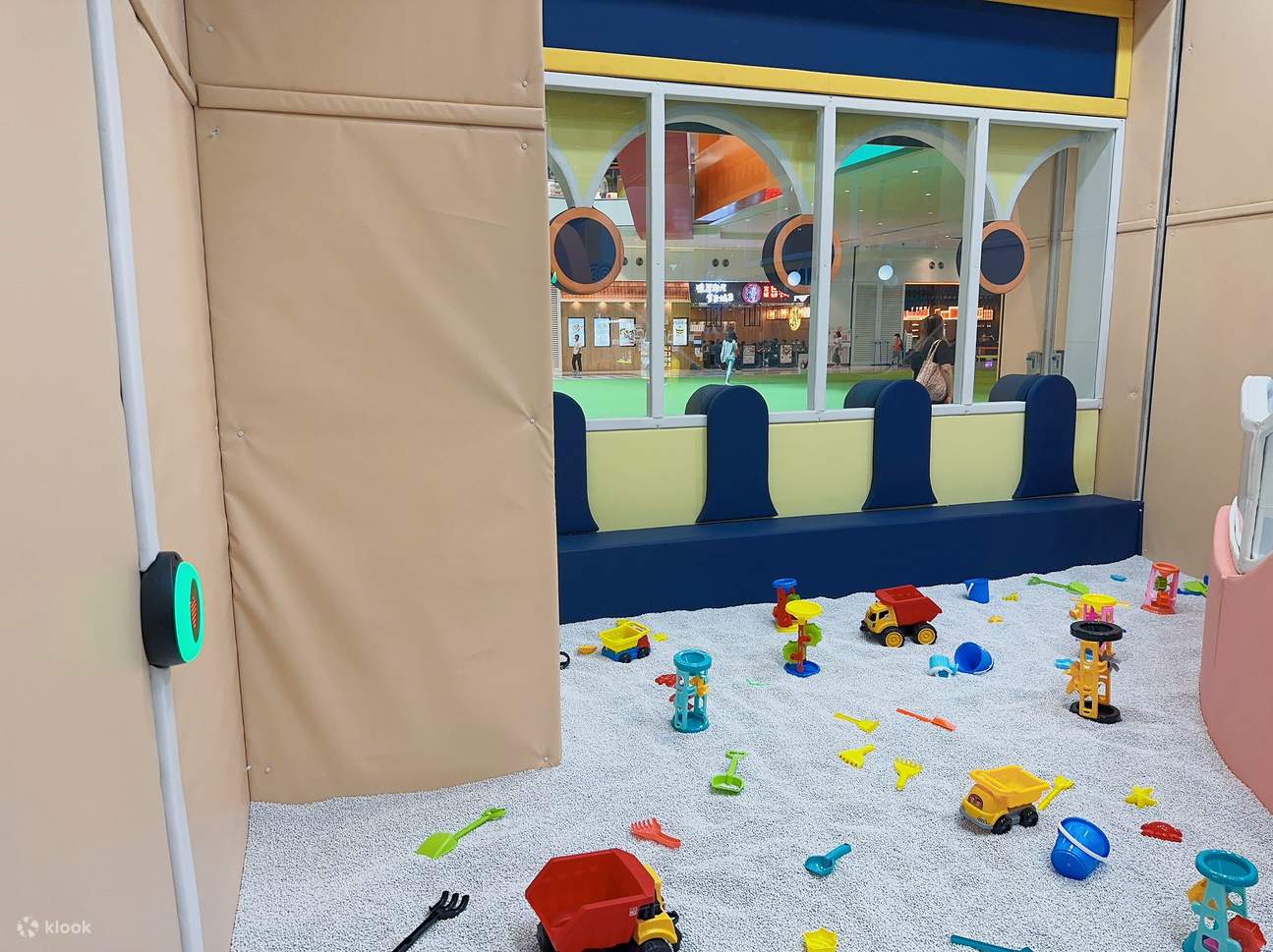 Childlike Indoor-Spielplatz - Spielzeug