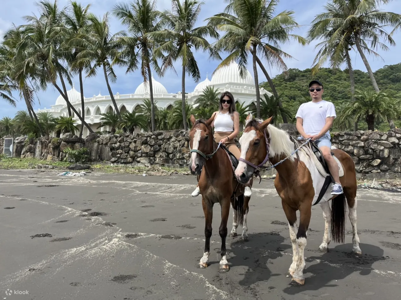 宜兰｜外澳小山丘马场｜悠游马场＆沙滩骑乘体验