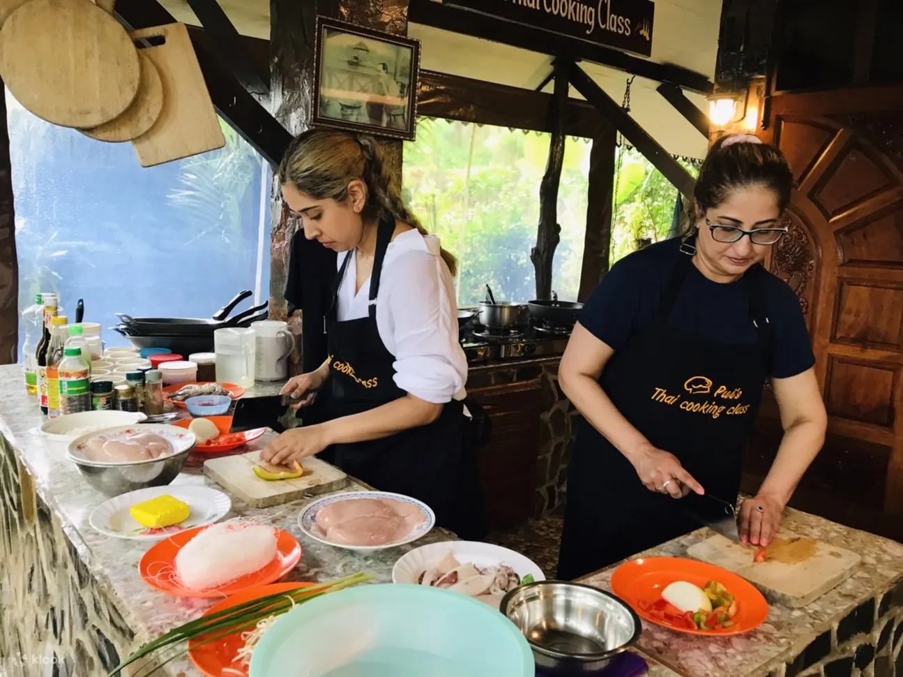 Khao Lak：半日烹饪课程与食材搜寻