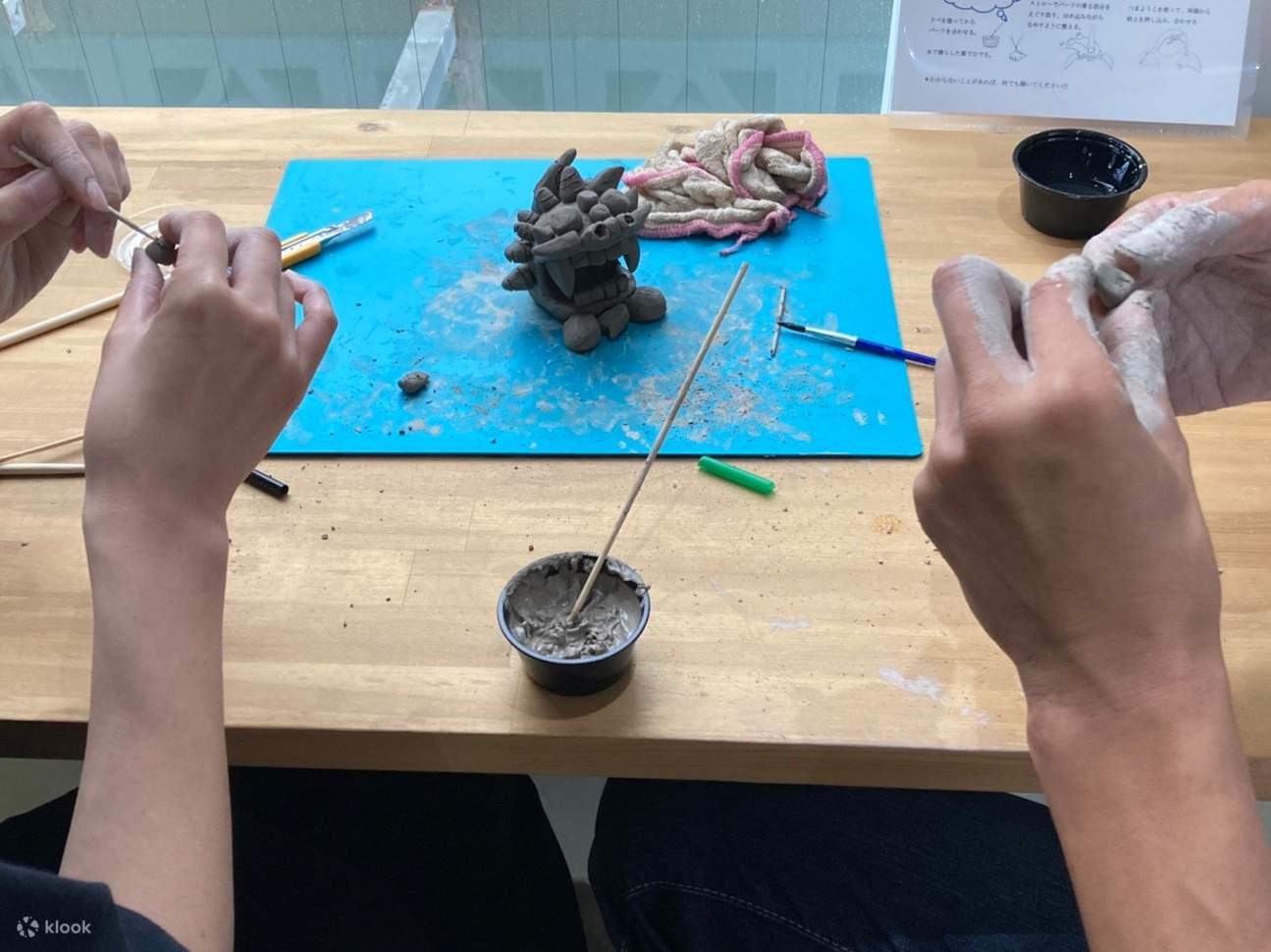 Buatlah Shisa yang unik! Anda dapat membuat bentuknya sesuka hati.