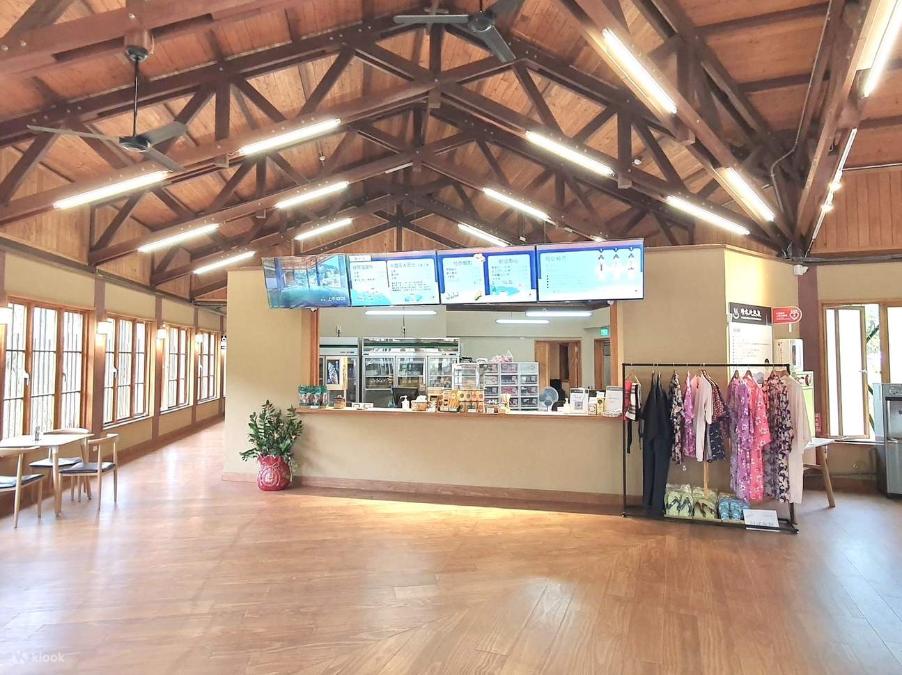 Avistamiento de ballenas en Yilan + Excursión de un día a la geotérmica de Qingshui (Salida desde Taipéi)