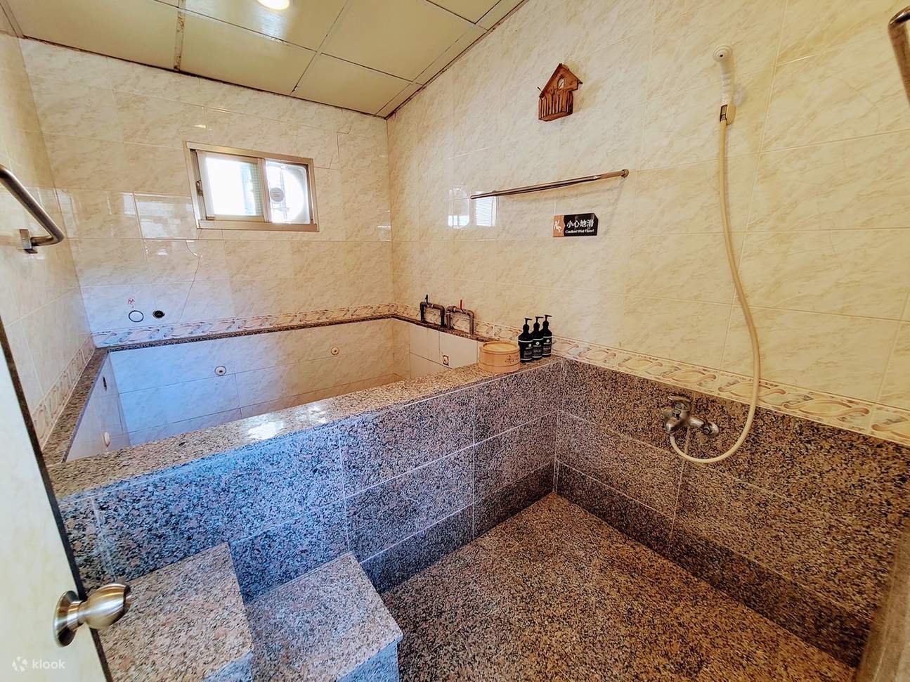 Pingtung: Shexia Liyu Hot Spring Resort Doppelzimmer mit Thermalbad