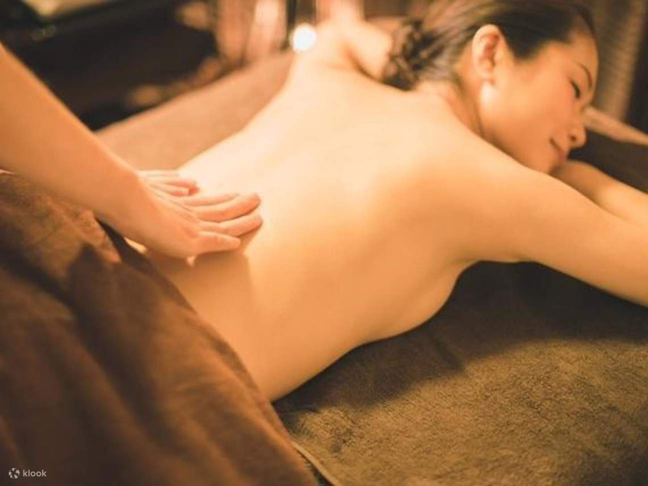 Alle Zimmer sind separate Suiten und bieten verschiedene Themenzimmer, darunter Doppel- und Luxuszimmer.