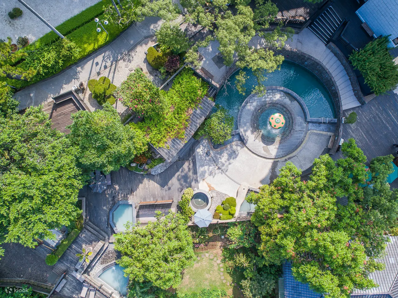 Spring City Resort bird's-eye view