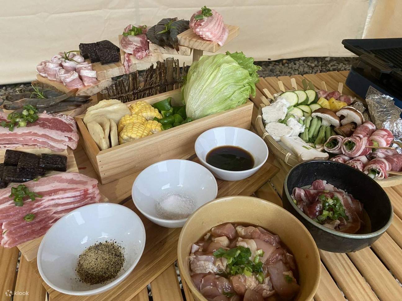 Глэмпинг в «Юэ Е»