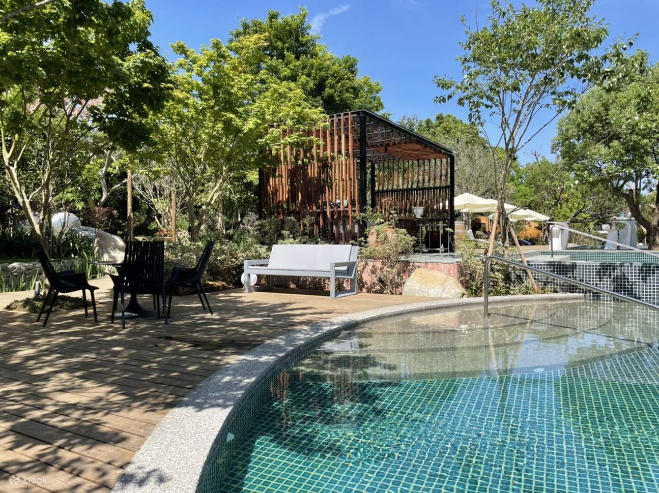 Zhaizuoran Wild Luxury Manor