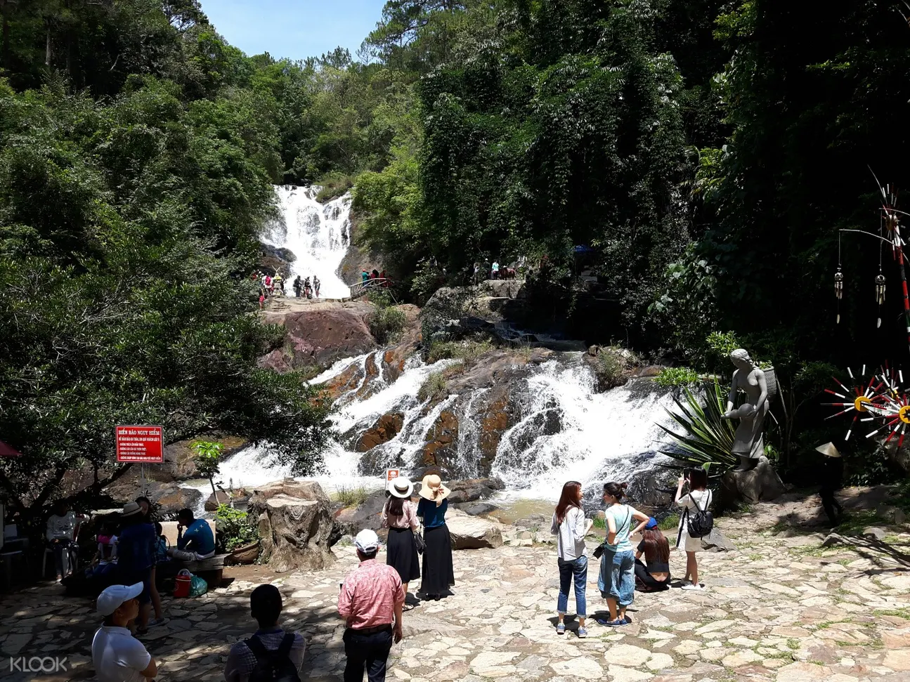 達坦拉瀑布（Datanla Waterfall）