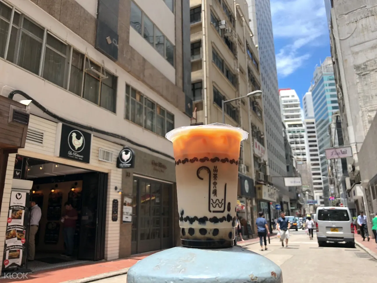 上環品茶六境黑鑽紅鮮奶茶