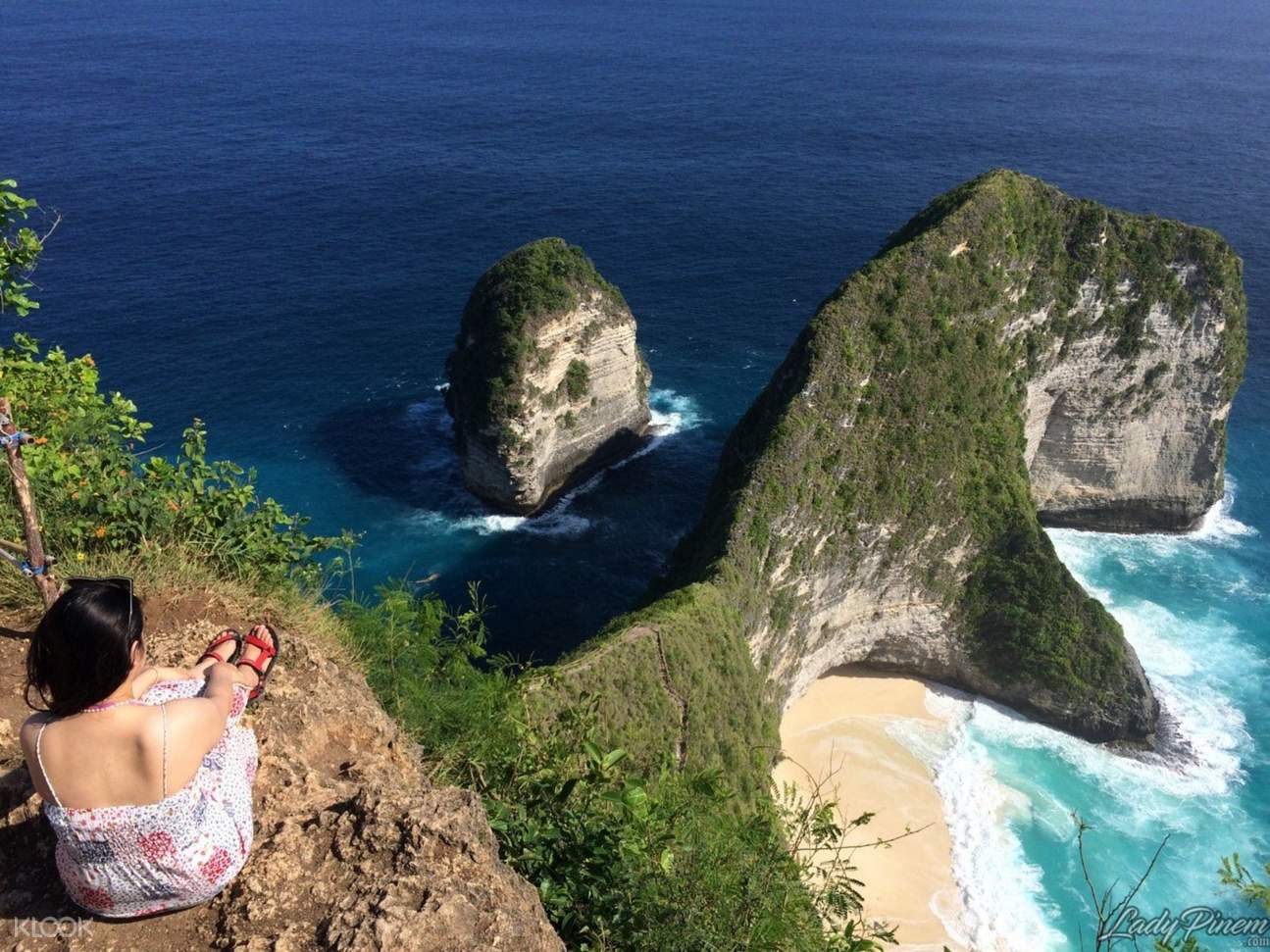 Tiket Kapal Mewah antara Bali dan Nusa Penida di Indonesia