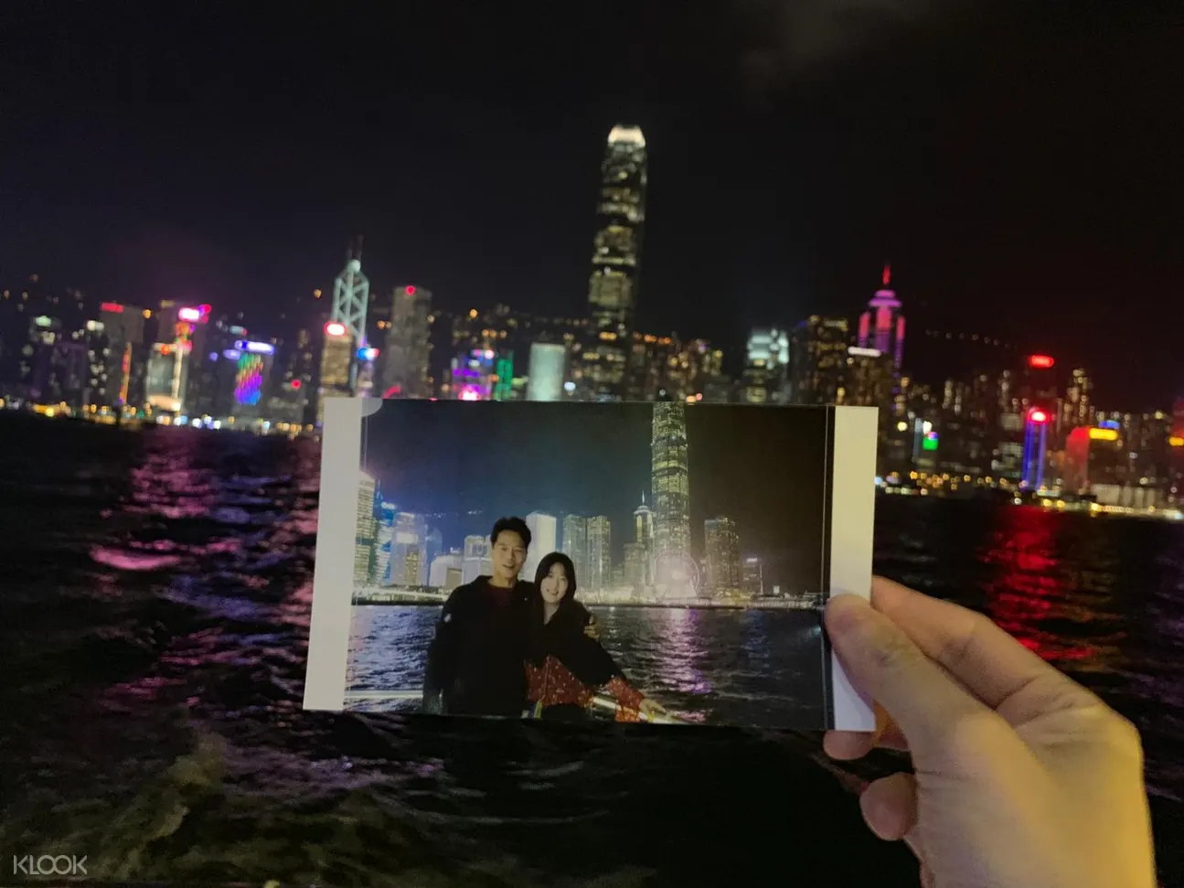 香港豪華遊艇維港夜遊