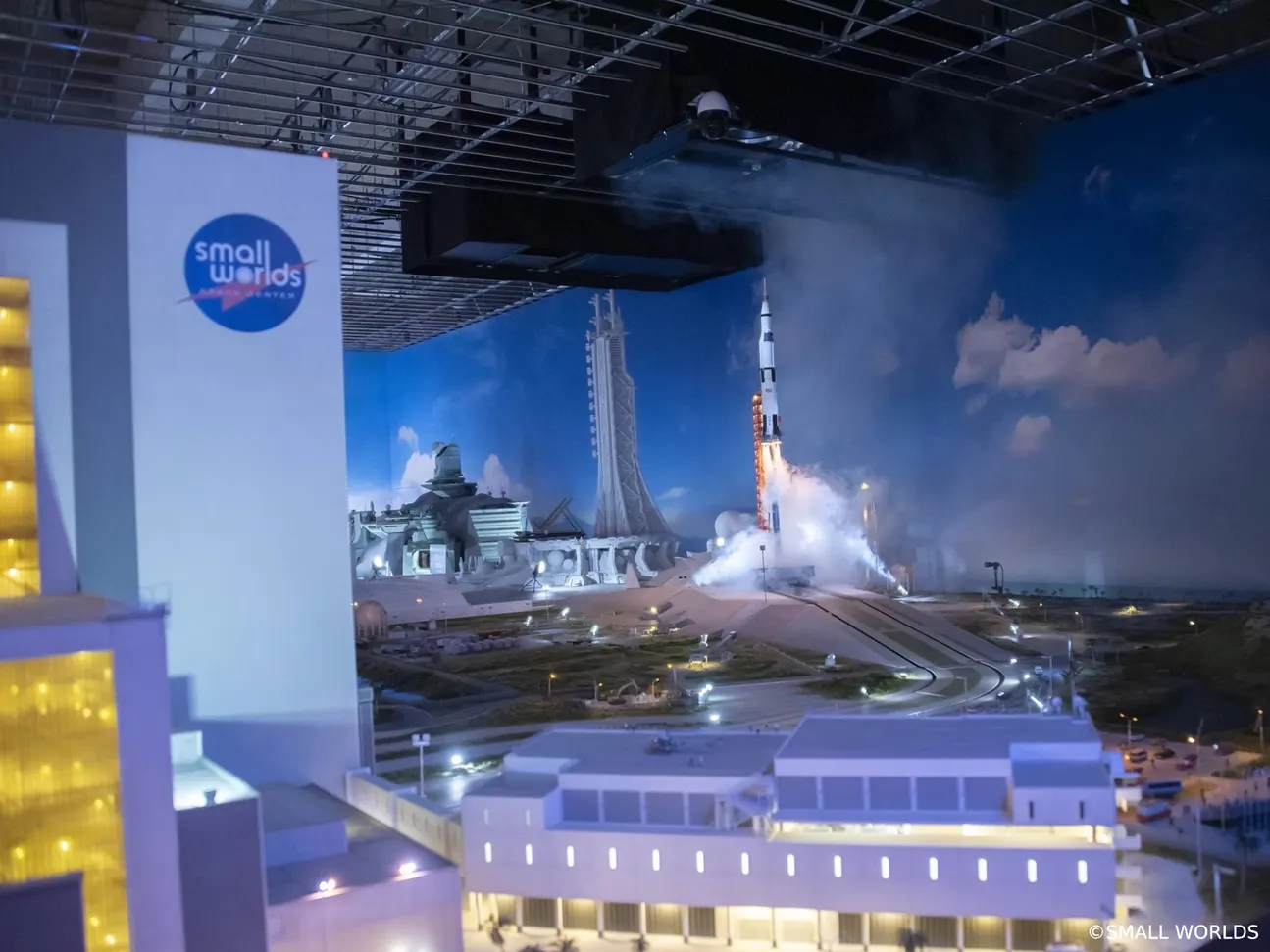 东京 Small Worlds Tokyo 迷你世界博物馆 - 太空梭