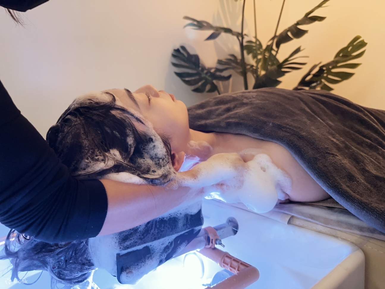 IM Beauty Salon - 精致越式洗头 & 采耳体验券 (捷运西门站)