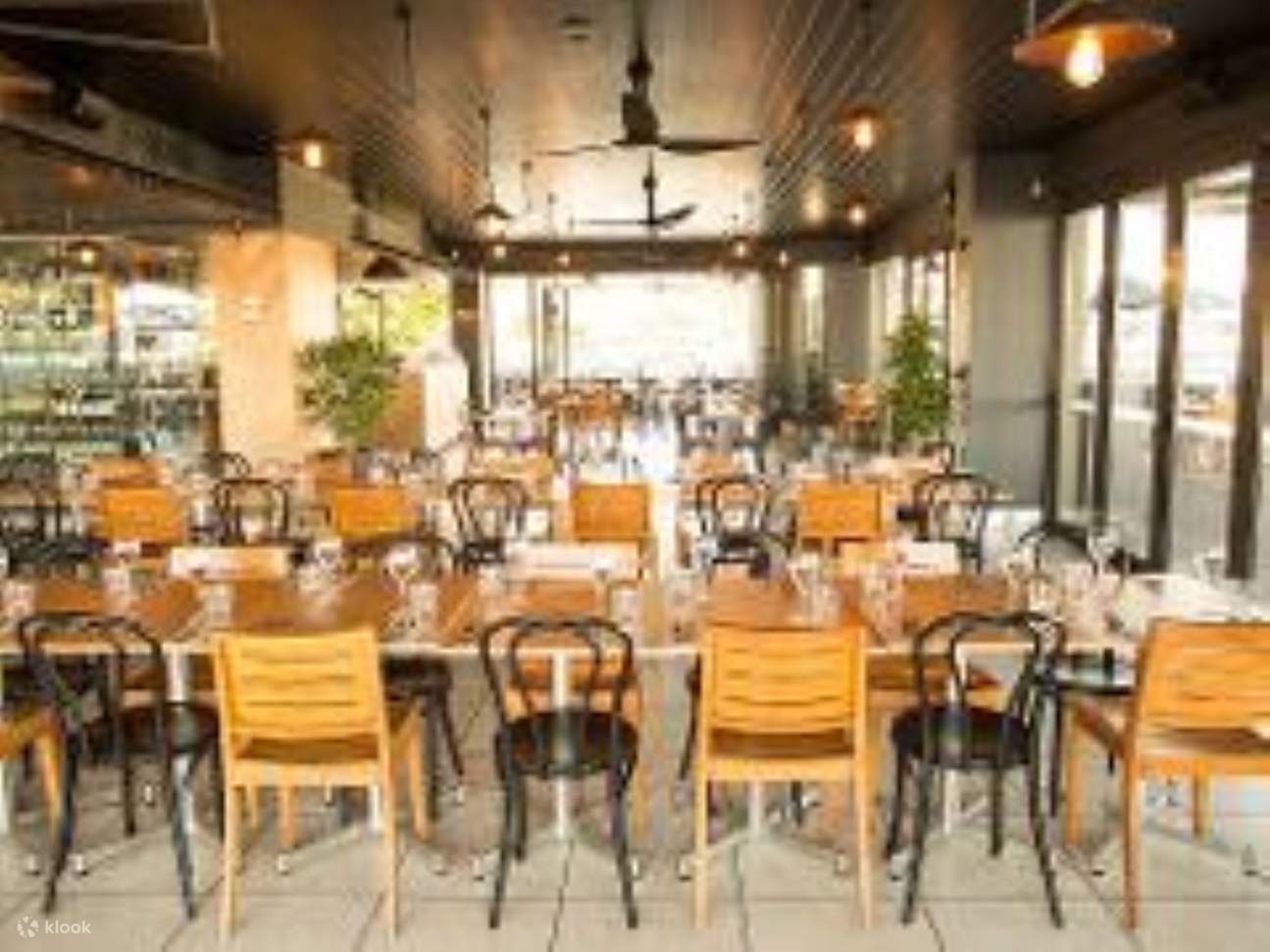 Ultimate Seafood Indulgence for Two with Wine 