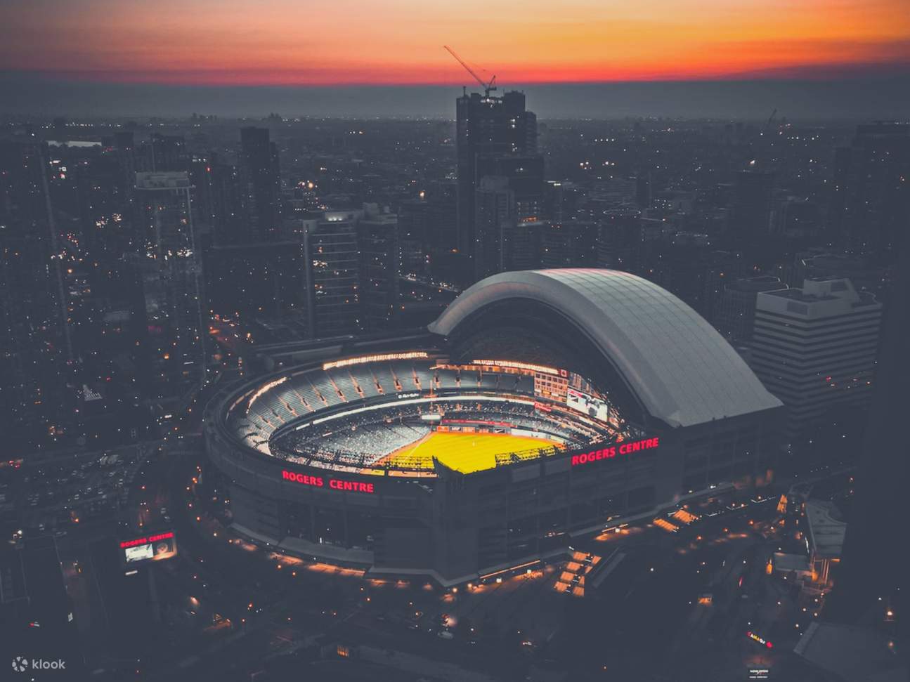 Permainan Besbol Toronto Blue Jays di Rogers Centre