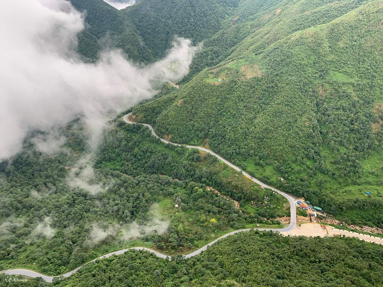 Ticket für die Glasbodenbrücke in Sapa