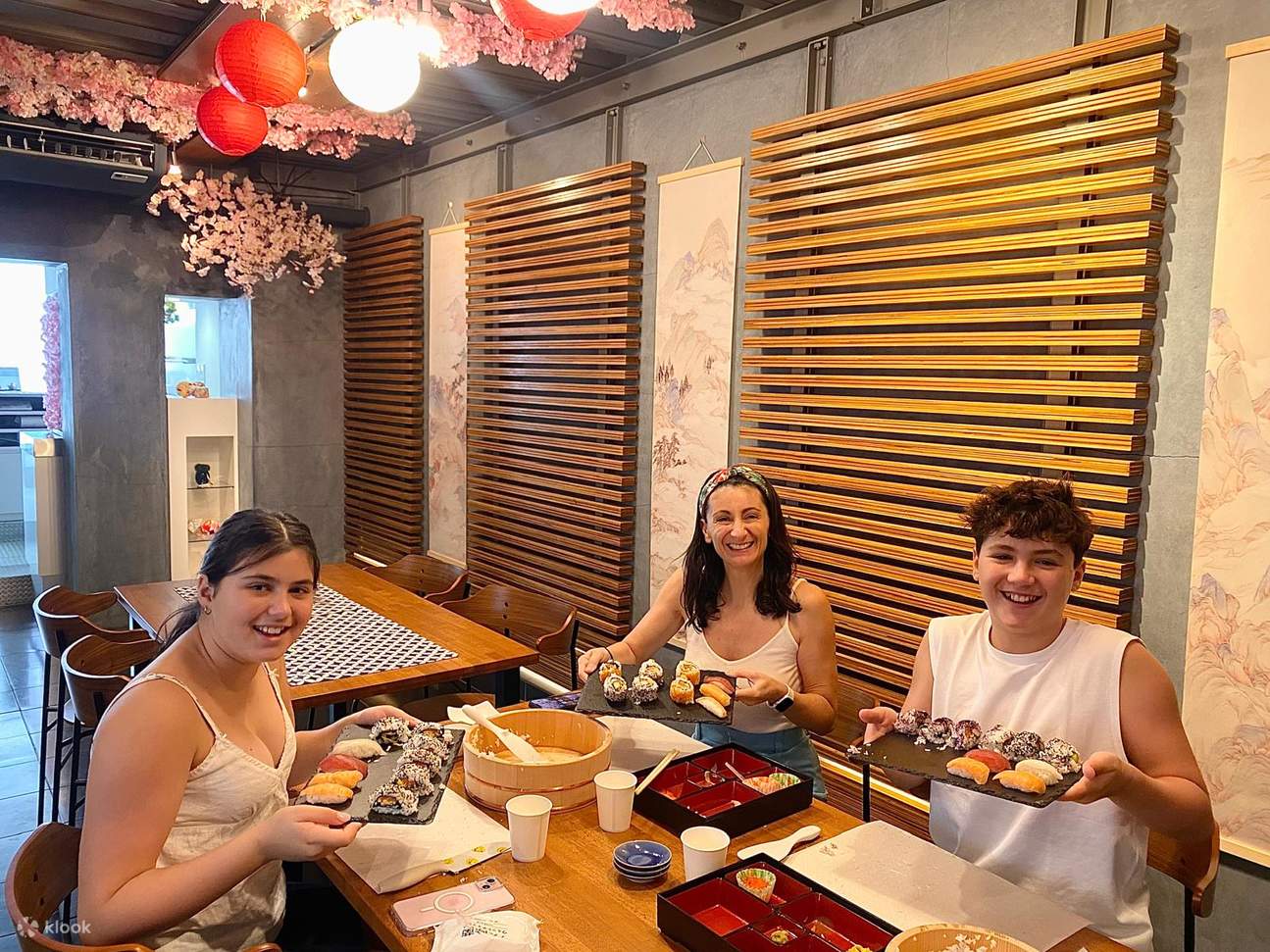 Bester Sushi-Kurs in Tokio: Sushi-Kurs Shibuya