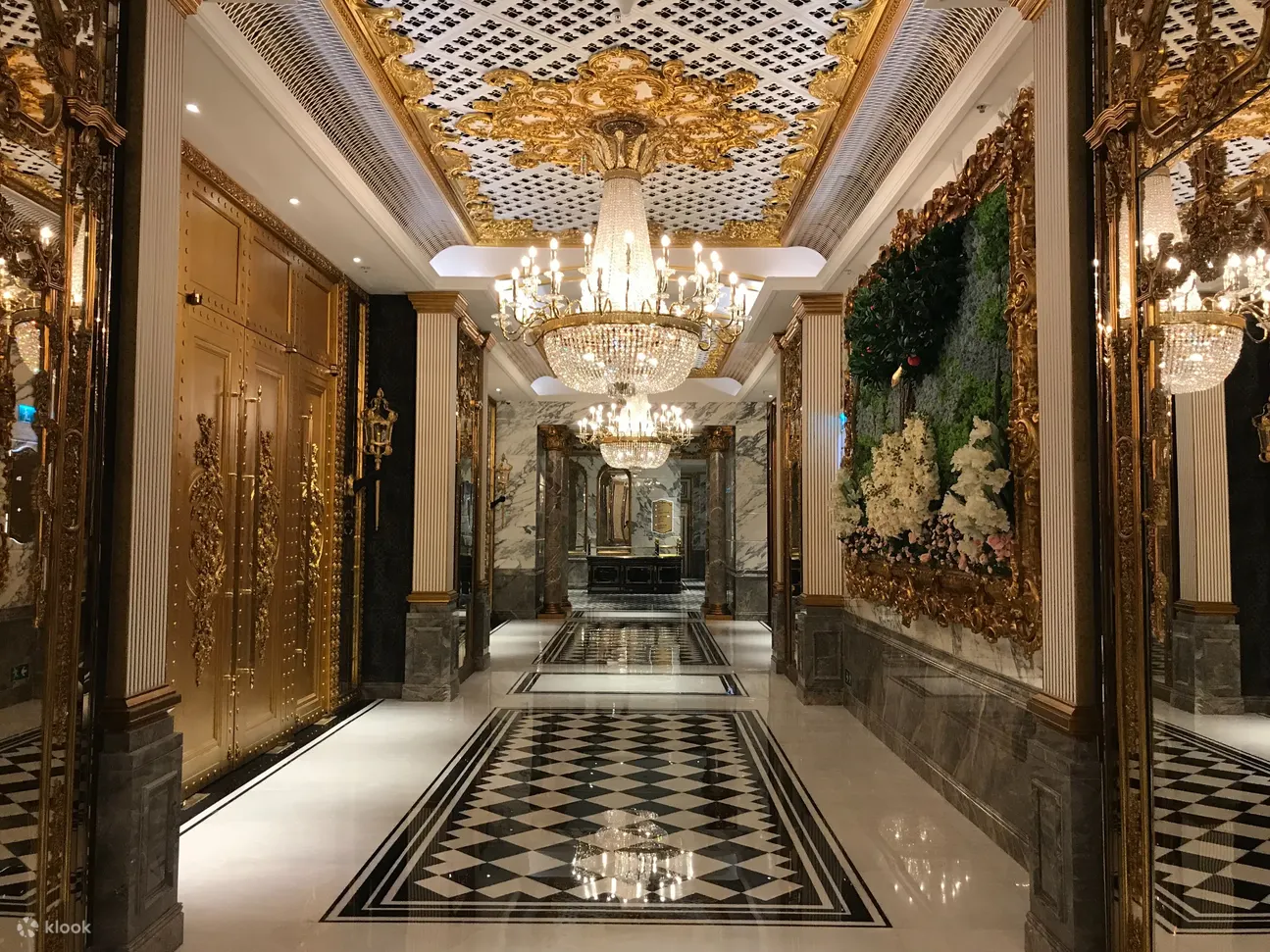 -Hotel Alexandra