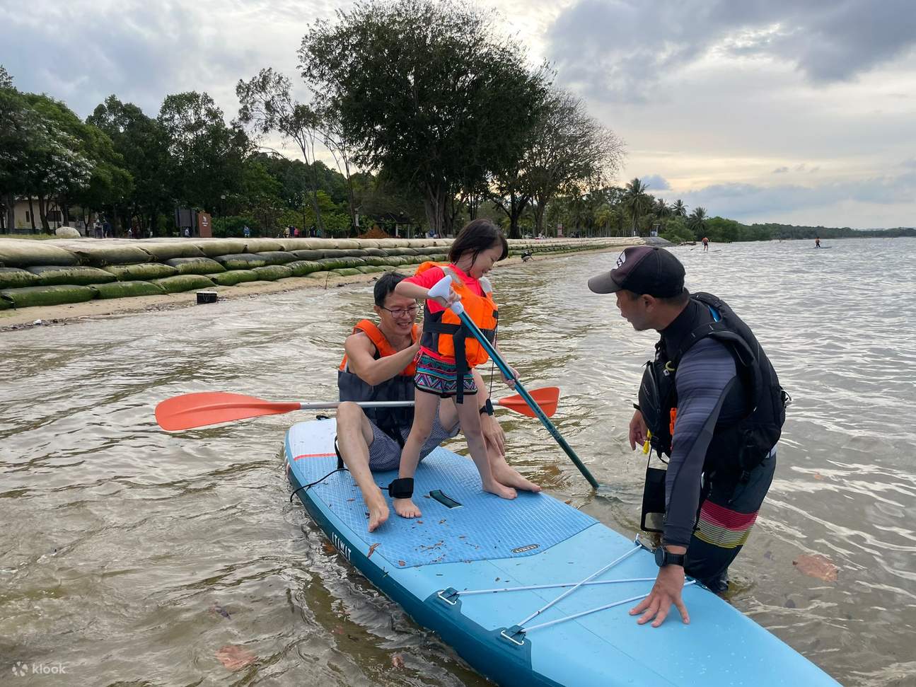 Expérience de Standup Paddle à Singapour