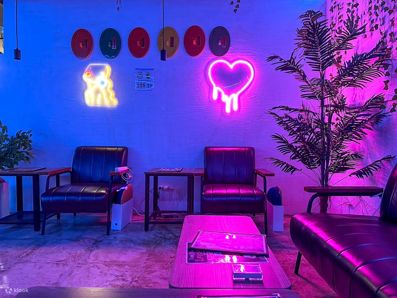 1-day-private-axe-throwing-shisha-bar-in-nishiki-klook-hong-kong
