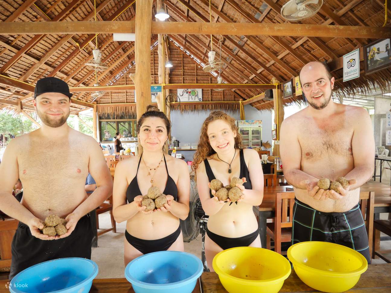 Pengalaman di Aonang Elephant Sanctuary