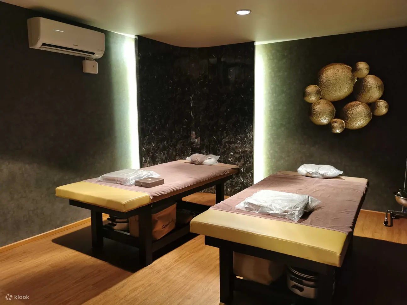 DIORA Luxe Lumpini Luxury Spa