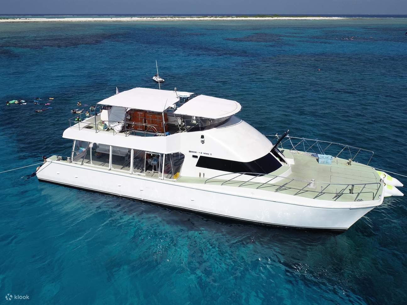 沖繩｜慶良間諸島 半日浮潛｜那霸出發・6歲可參加・1人成行・免費接送