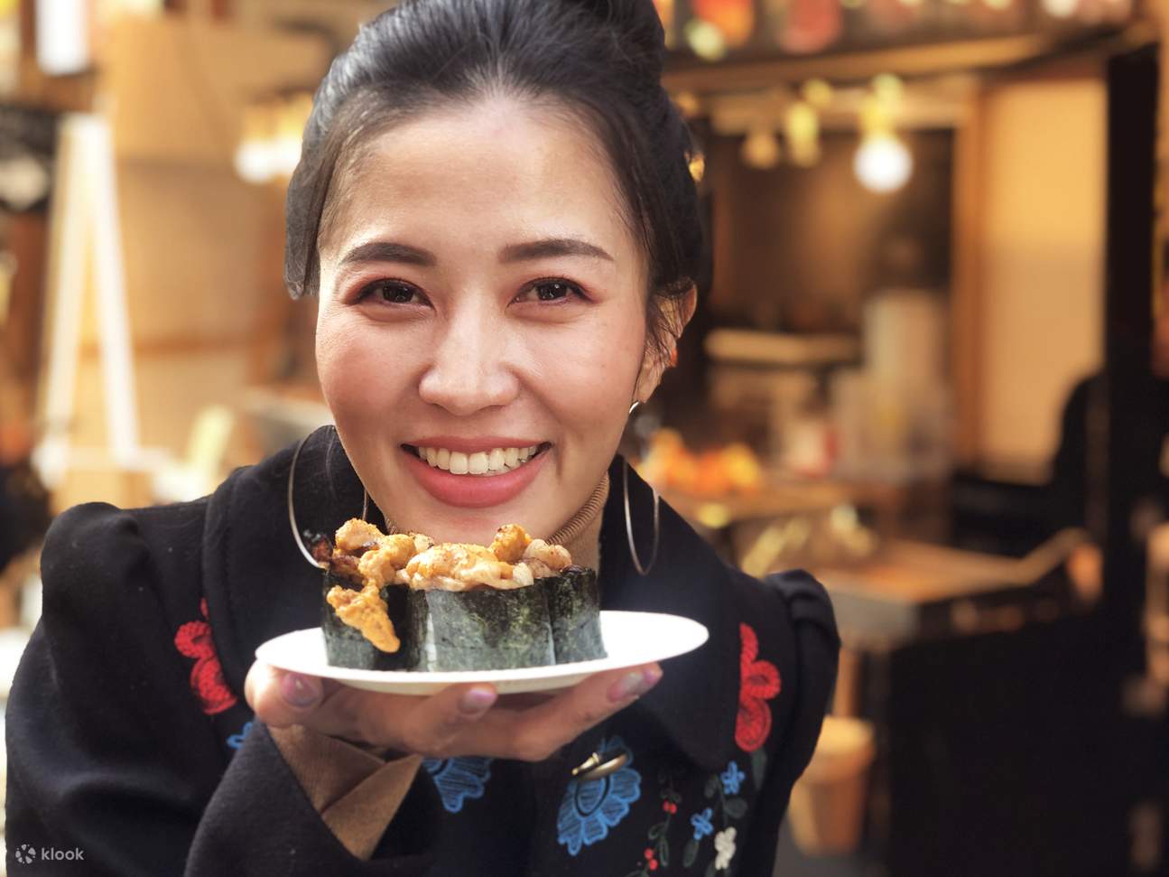 Tokyo : Tsukiji Fish Market Food Walking & Shrine Visit Tour - Klook