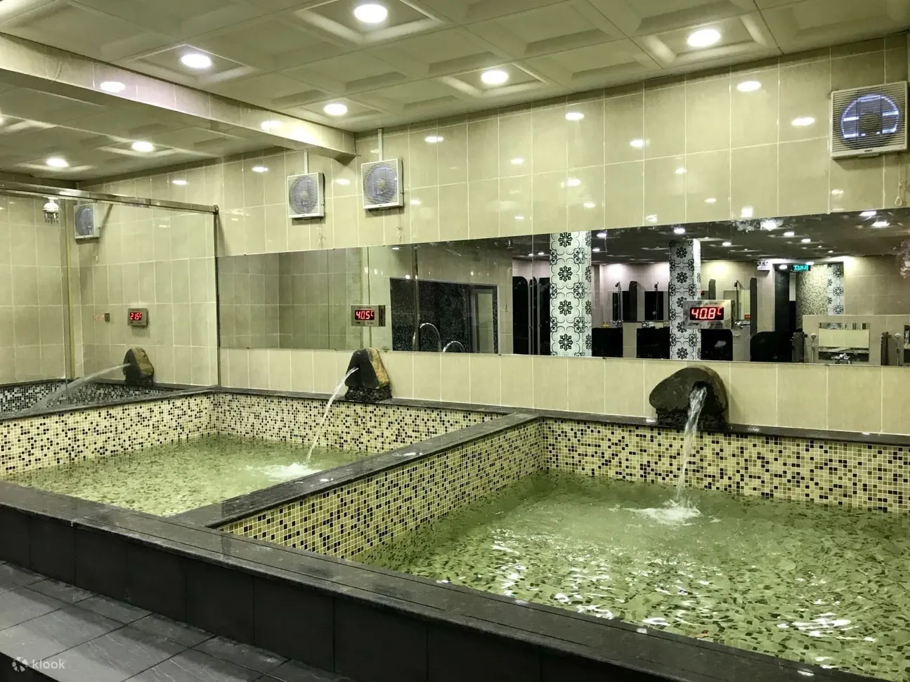 桑拿：热水浴/冷水浴/蒸汽房
