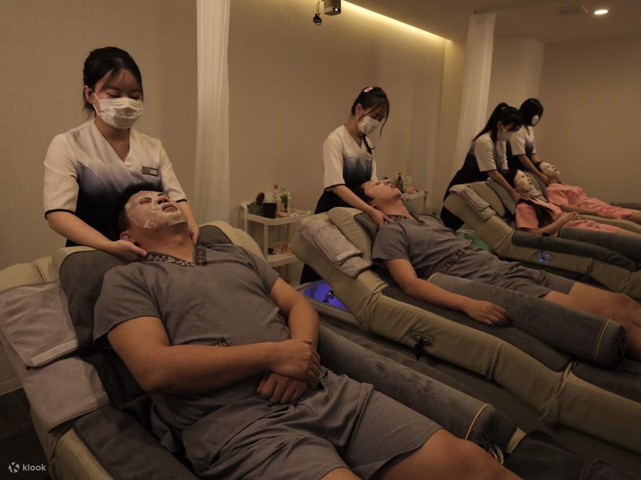 셀레스티크 스파 (베트남 황실 헤드 스파)