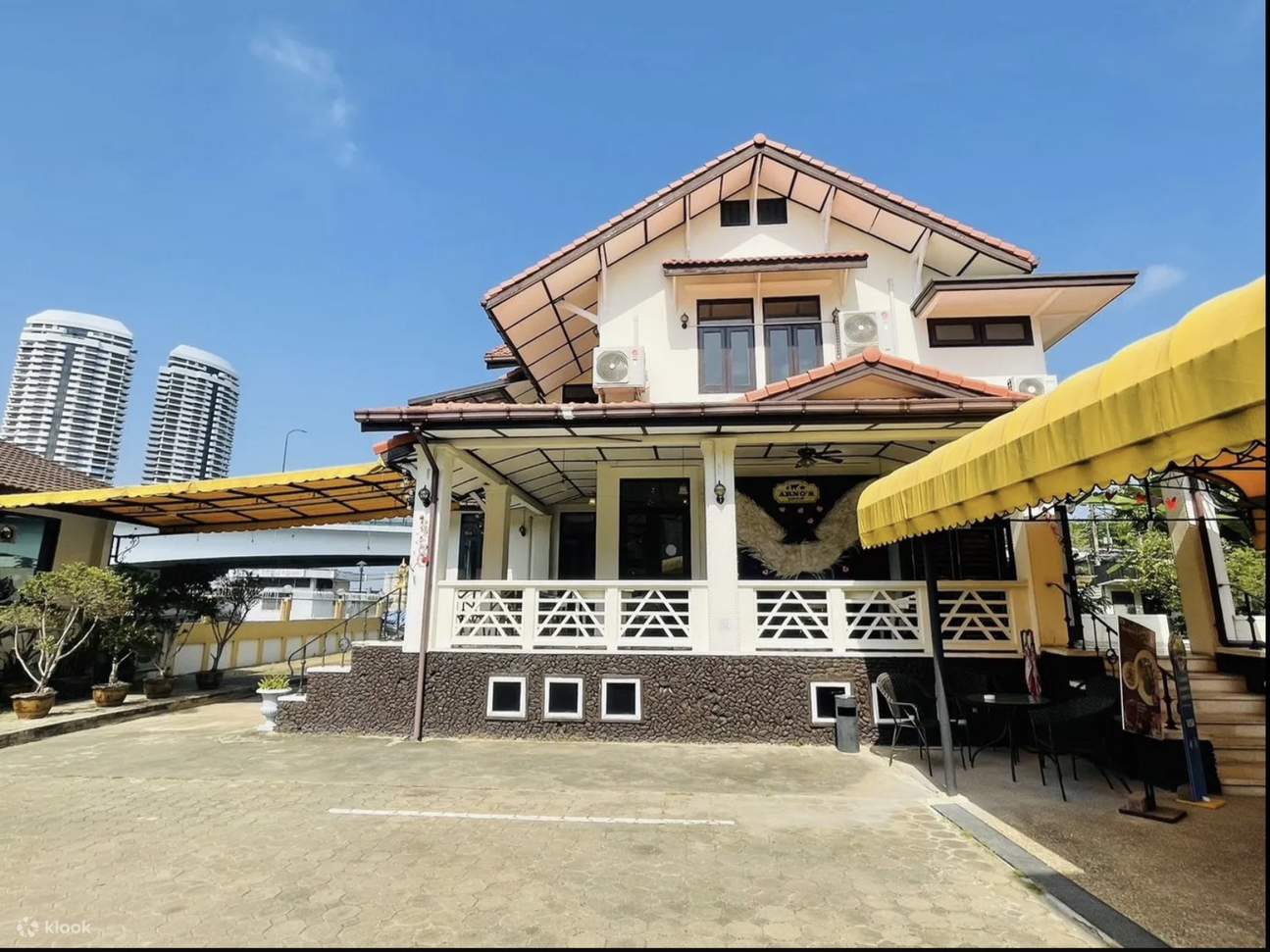 Arno's Town Riverside Premium Steakhouse