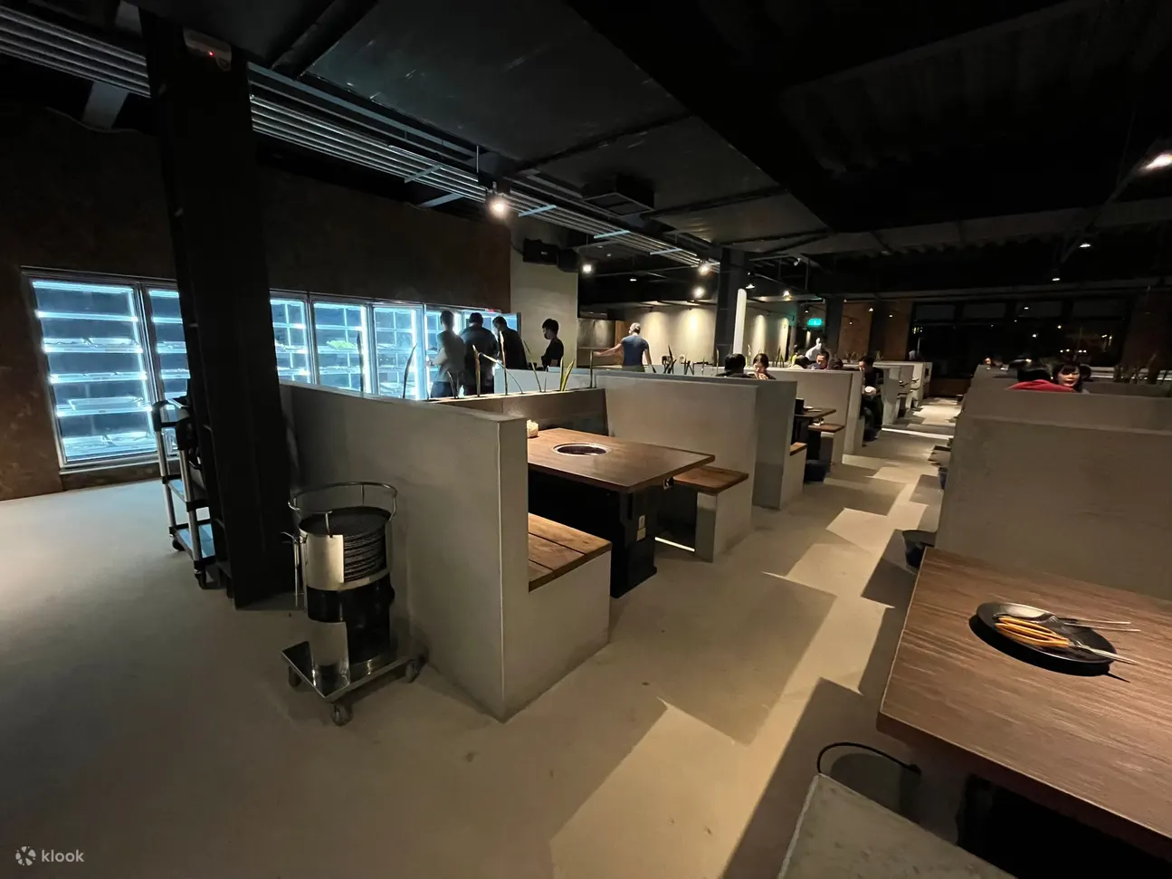 友先烧烤店