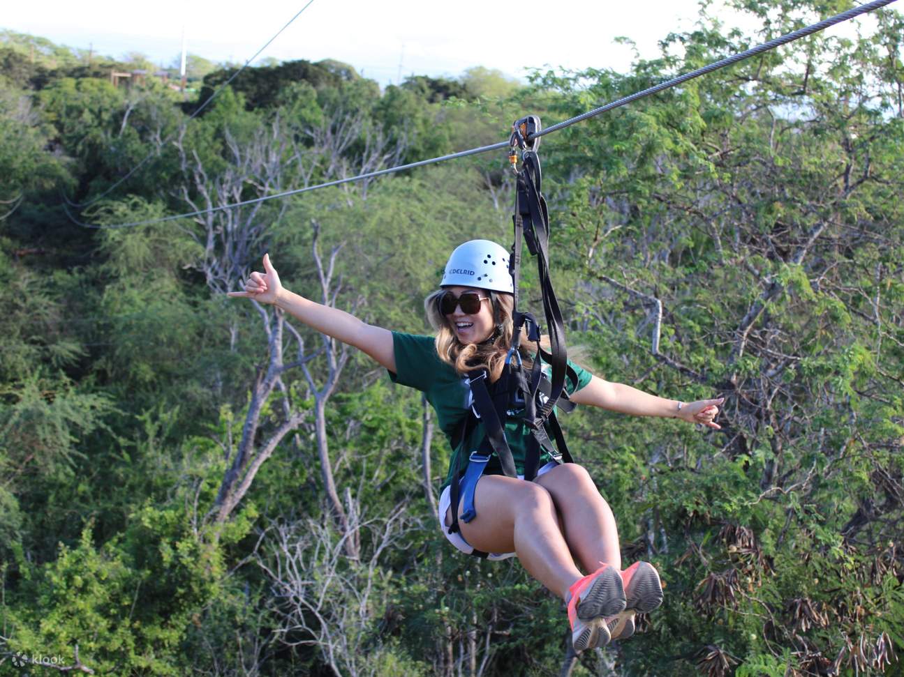 Coral Crater 6-Zipline Tour in O'ahu - Klook