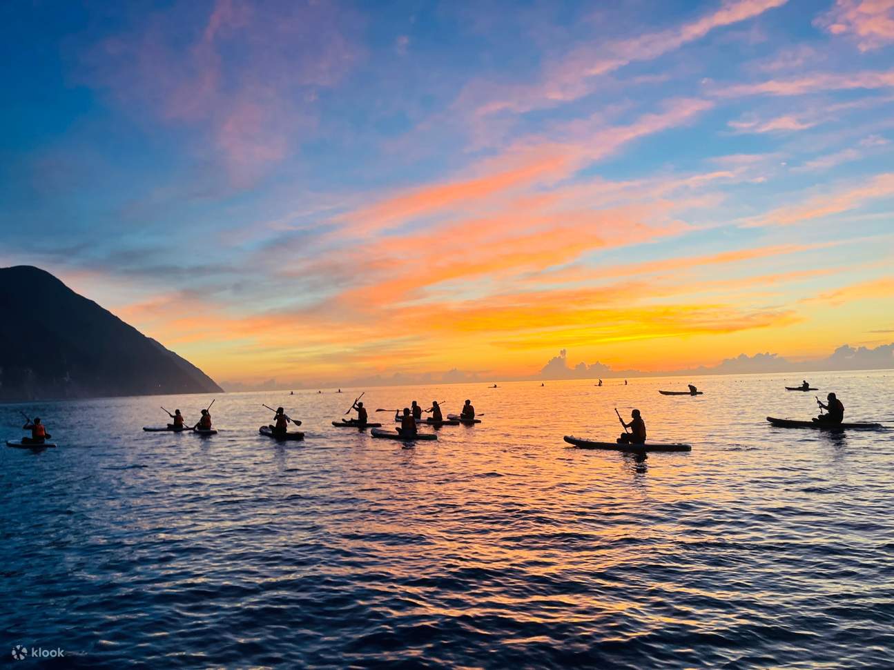 Hualien Qingshui Cliff SUP/Canoe Water Sports Experience Klook