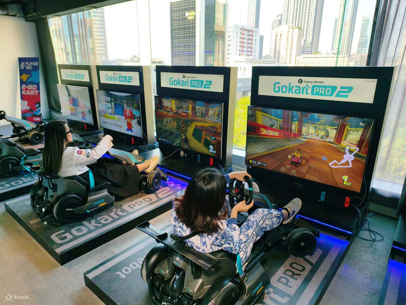 โซนเกม • มหกรรม Mario Kart 6 ผู้เล่น