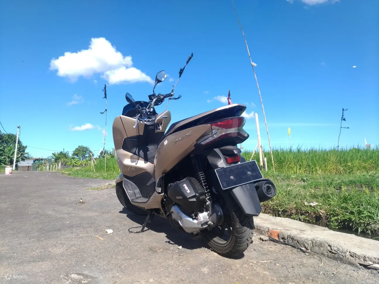 dark blue scooter